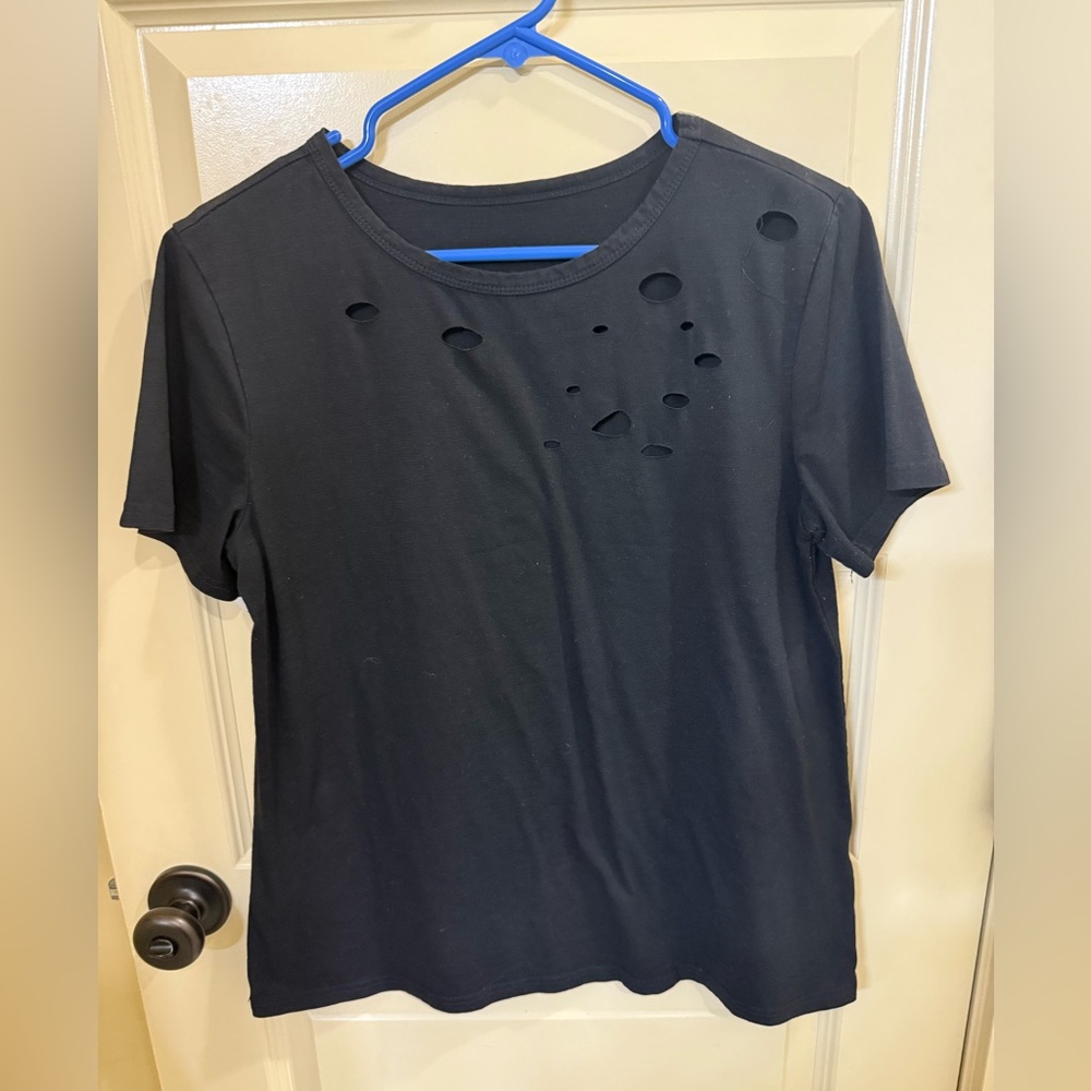 Buckle Black Distressed Short Sleeve Tee